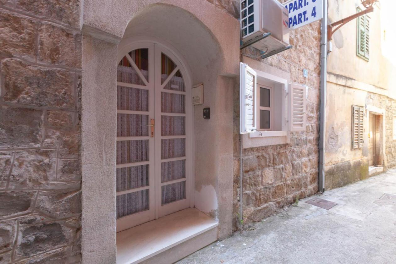Apartmani Marija Podgora Exterior foto