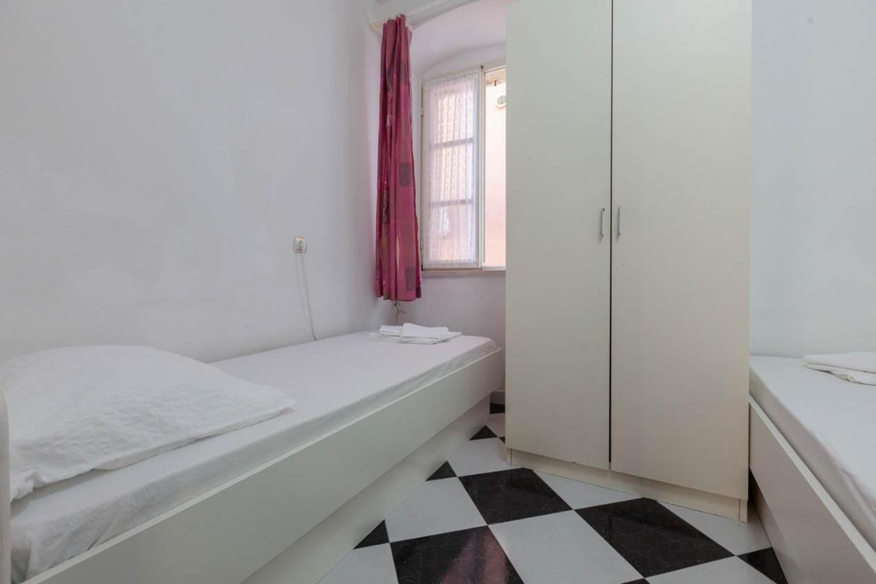 Apartmani Marija Podgora Exterior foto
